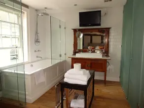 The Wellington - Baño