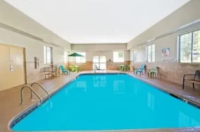 Microtel Inn & Suites by Wyndham Detroit Roseville - Pool