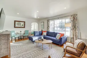 Ski & Hike: Cozy Dtwn Reno Studio w/ Fireplace - Innvendig