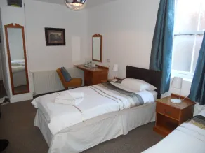 Yarm View Guest House and Cottages - Room