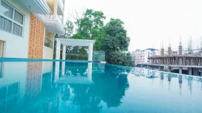 Antique Regency !! luxurious hotel in digha !! - Pool