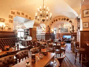 BHG Apartments Prague - Restaurante