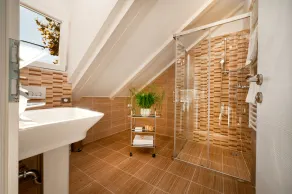 Lanterna Rooms - Bathroom