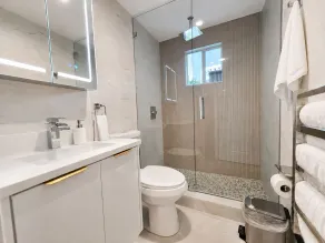 Luxe CLT City Stays -1 - Badeværelse