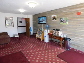 The Covered Bridge Inn - Hall