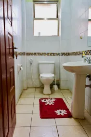 Msafiri Residence Inn - Bad