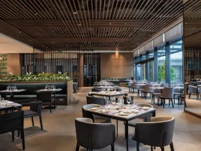 Crowne Plaza Danang City Centre by IHG - Restaurant