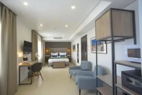 MAIA HOTEL SUITES - Room