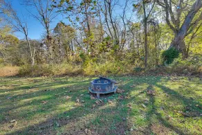 6 Mi to Rough River Lake! Waterfront Home w/ Deck - Interiør