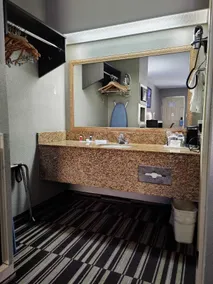 Days Inn by Wyndham Southaven MS - Salle de bain