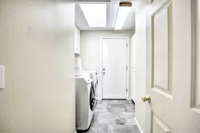 Charming Eugene Home w/ Fire Pit: 8 Mi to UO! - Interiør
