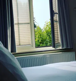 Hotel Au Nom De Dieu - Værelse