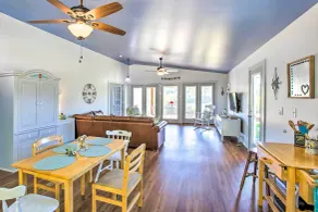 'granvilles Blue Cottage' Porch & River View! - Intérieur