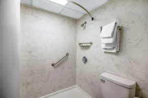 Super 8 by Wyndham Perrysburg-Toledo - Salle de bain