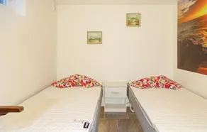 Beautiful Home in Sölvesborg With 5 Bedrooms, Sauna and Wifi - Room