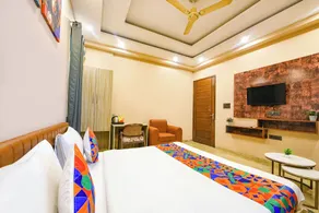 Fabhotel Vibe - Room