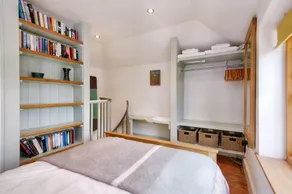 The Folly - Habitación