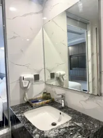 Luxury Phoenix Hotel - Badezimmer