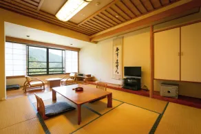 Hotel Miki - Vue de la chambre