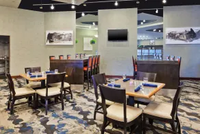 Crowne Plaza Columbus North - Worthington by IHG - Restaurant