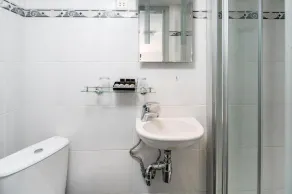 Apollo Hotel Kings Cross - Bathroom