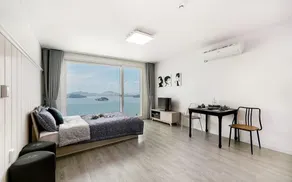 Yeosu Blooming Ocean View Family Pension - Værelse