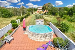 Charming home with pool in Barbariga - Basseng