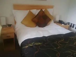 Springfields - Room