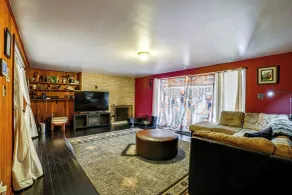 Pool, Gym & Basketball Court: Olympia Fields Home - Innenbereich