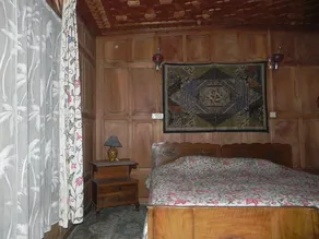 Shabrose Heritage Houseboats - Chambre