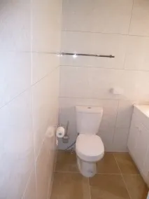 City Centre Budget Hotel - Bathroom