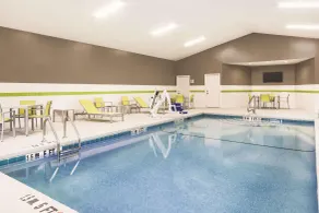 La Quinta by Wyndham Milledgeville - Pool
