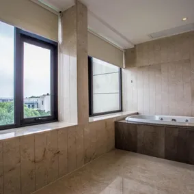 Preess Resort Hotel - Bathroom