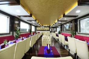 The Fern Residency Katra - Restaurant