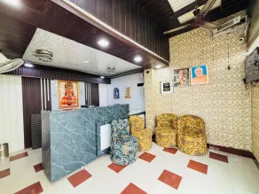 Hotel O Home Shri Hari Lodge Homestay - Rezeption