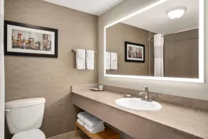 La Quinta Inn by Wyndham Vancouver Airport - Salle de bain