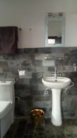 Good Hotel - Bathroom