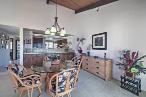 Kailua-kona Condo: Ocean Views, Pool & Spa Access - Interiør