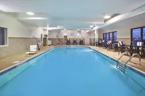 Holiday Inn Express Tiffin by IHG - Pool