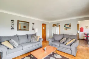 8 Mi to Dtwn Cleveland: Quiet Home w/ Fenced Yard - Interiør