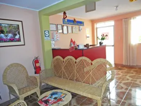Hostal Geminis - Reception