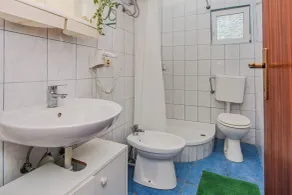 Apartment Al Mahdawi - Bathroom