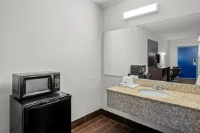 Americas Best Value Inn Richmond VA Midlothian Turnpike - Salle de bain