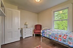 Millburn House w/ Deck - Walk to NYC Transit! - Chambre
