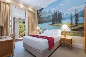 European Hotel - Room