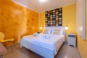 Villa Vacanze Paradiso - Oasi di Tranquillità con Piscina e Giardino a 10 min dal mare - Quarto