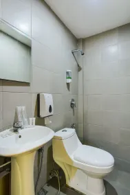 OYO 473 Ranchotel Drive-in - Bathroom