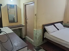 Hotel Swamy Lodge  - Værelse