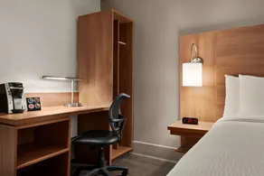 Days Inn by Wyndham Vancouver Downtown - Chambre