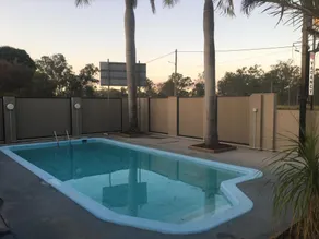 Bororen Motel - Pool